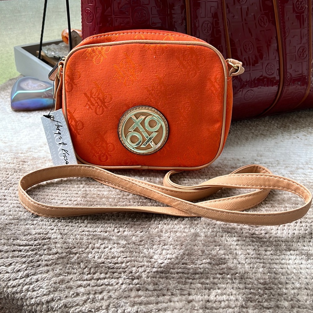 XOXO crossbody bag .. perfect spring summer bag